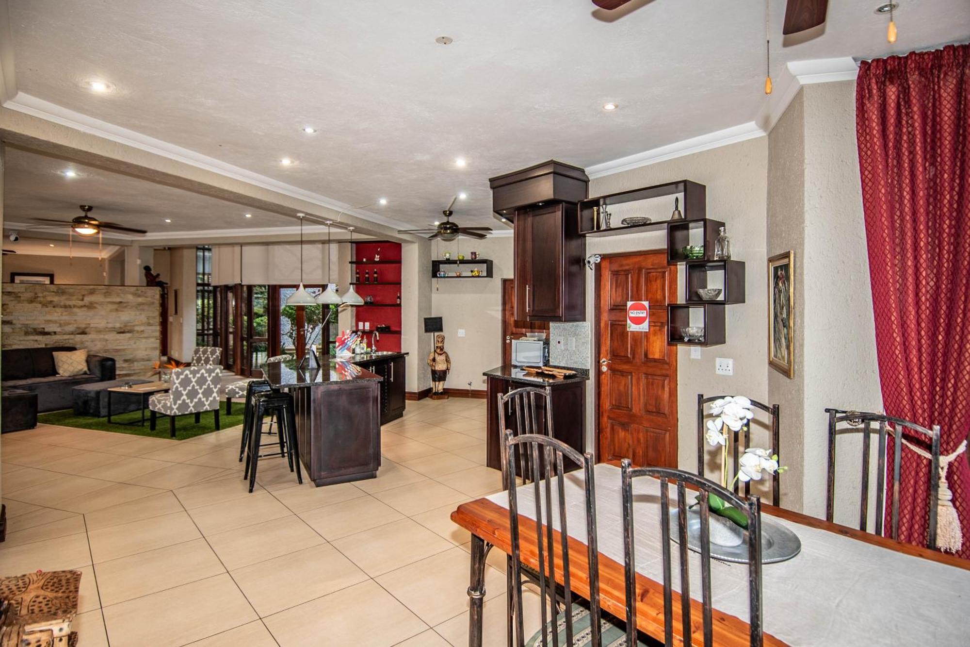 7 Saint Andrew Hotell White River Eksteriør bilde
