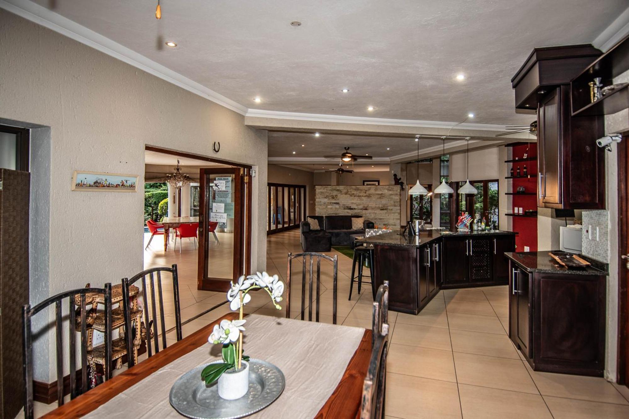 7 Saint Andrew Hotell White River Eksteriør bilde