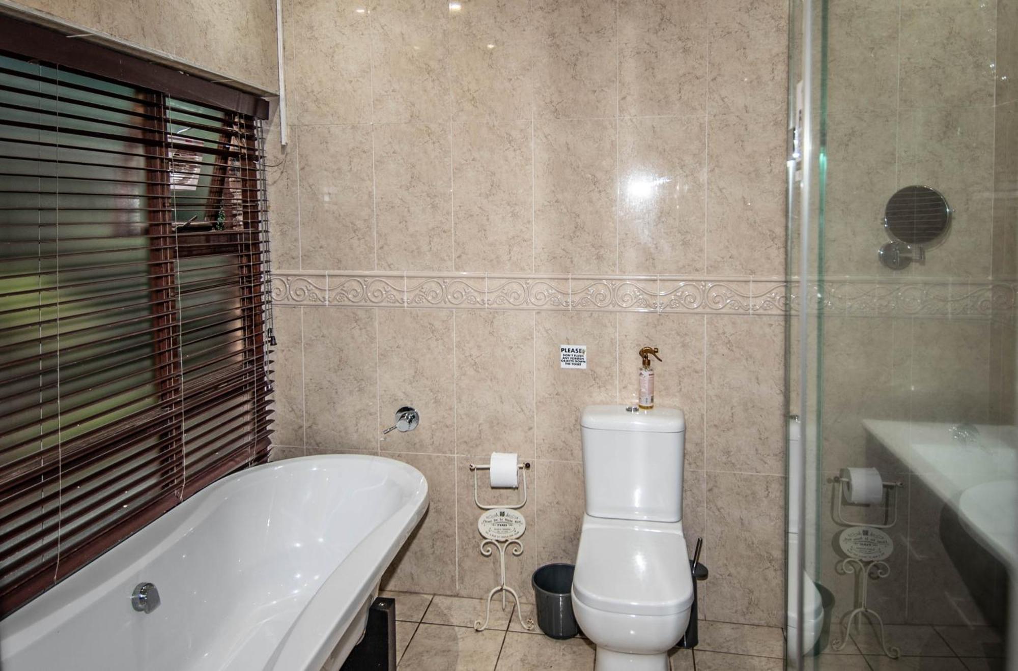 7 Saint Andrew Hotell White River Eksteriør bilde